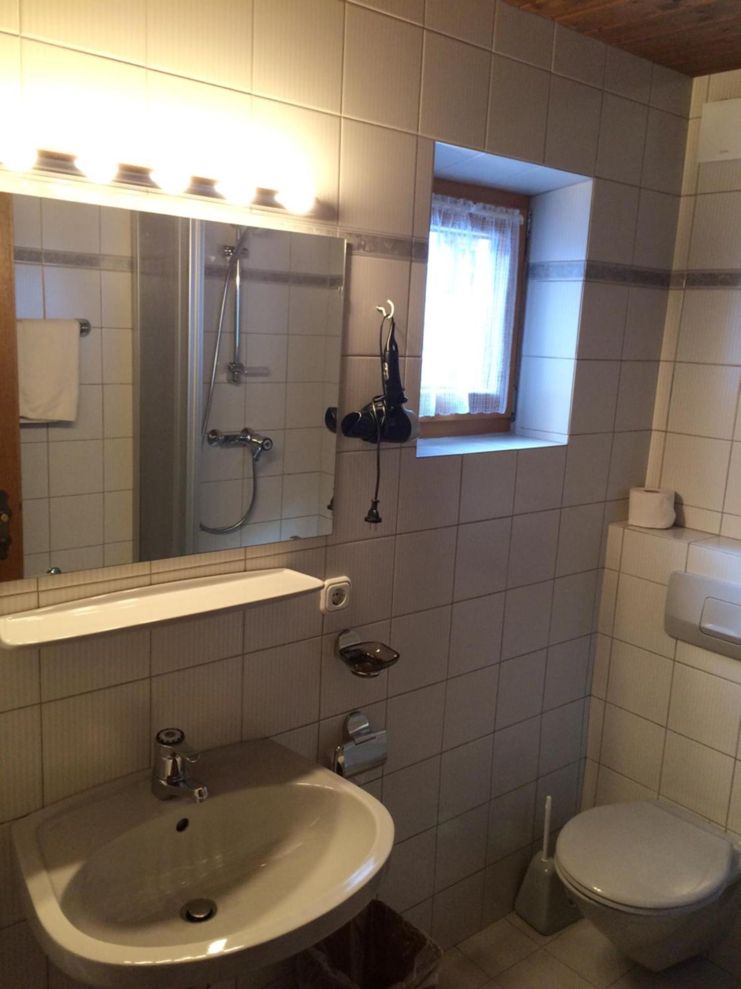 Hotel Haus Erwin Spiss Sankt Anton am Arlberg Esterno foto